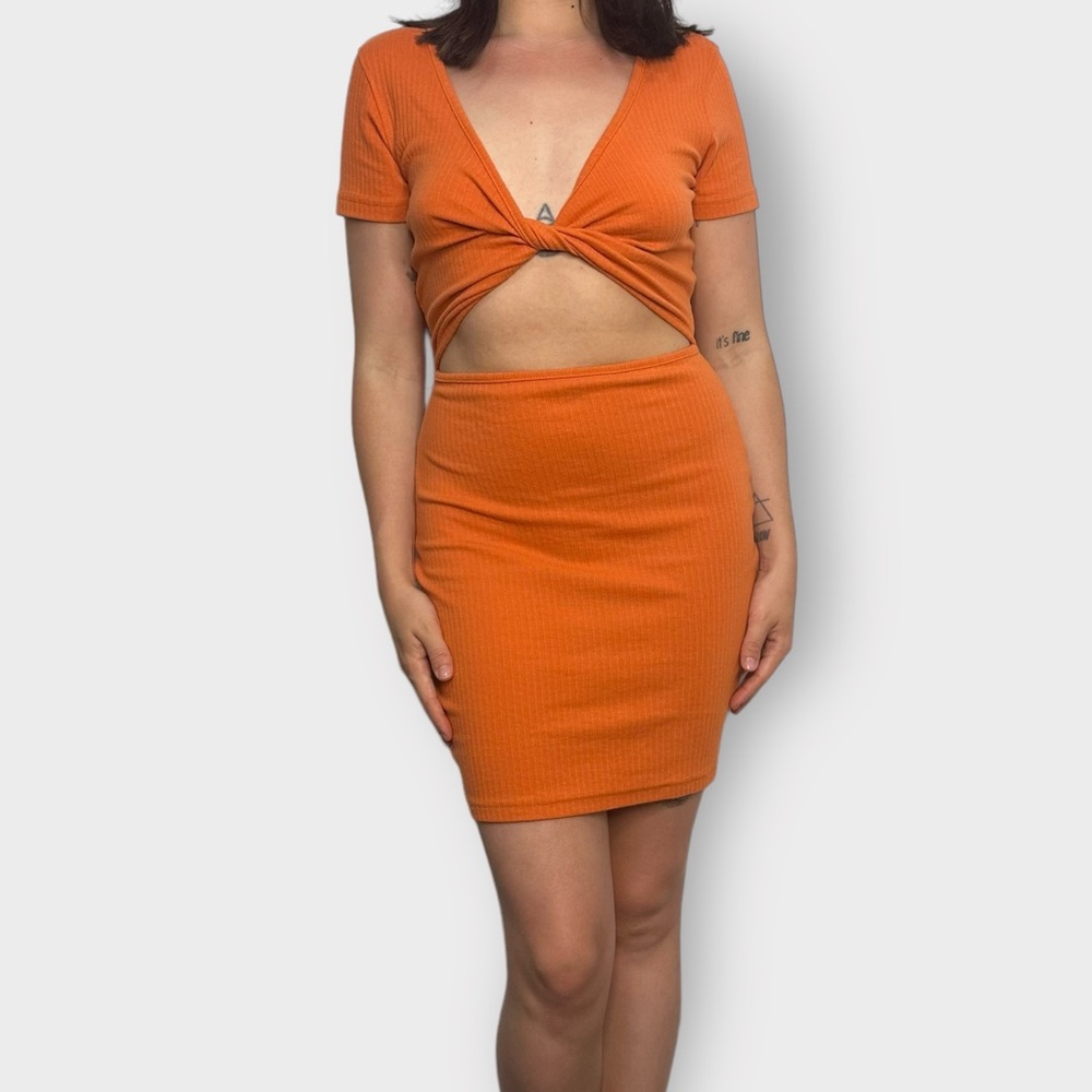 MISSGUIDED Orange Cutout Mini Dress - Picture 2 of 5
